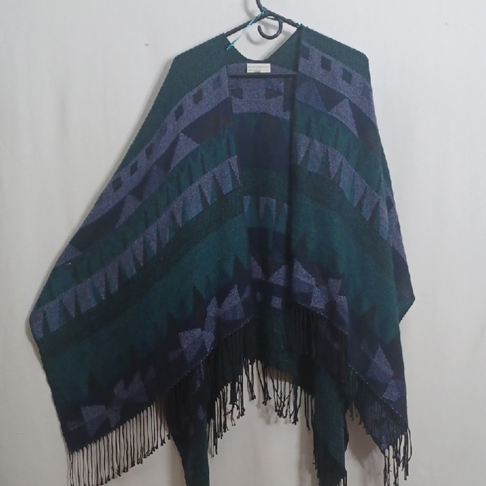 Bobbie Brooks Blue and Green Patterned Poncho